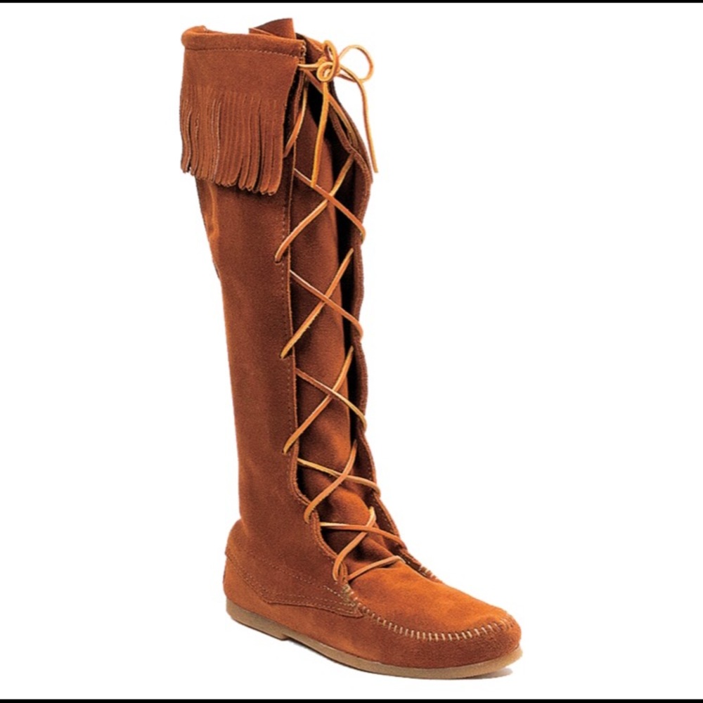 Minnetonka front lace boots